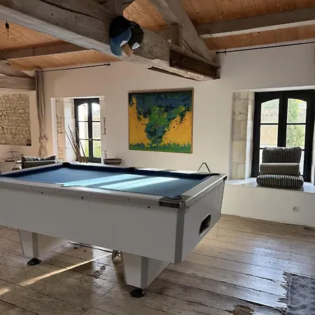 Gasthuis Le Loft Et Salon Climatises 4*