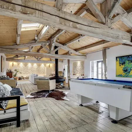 Gasthuis Le Loft Et Salon Climatises 4*